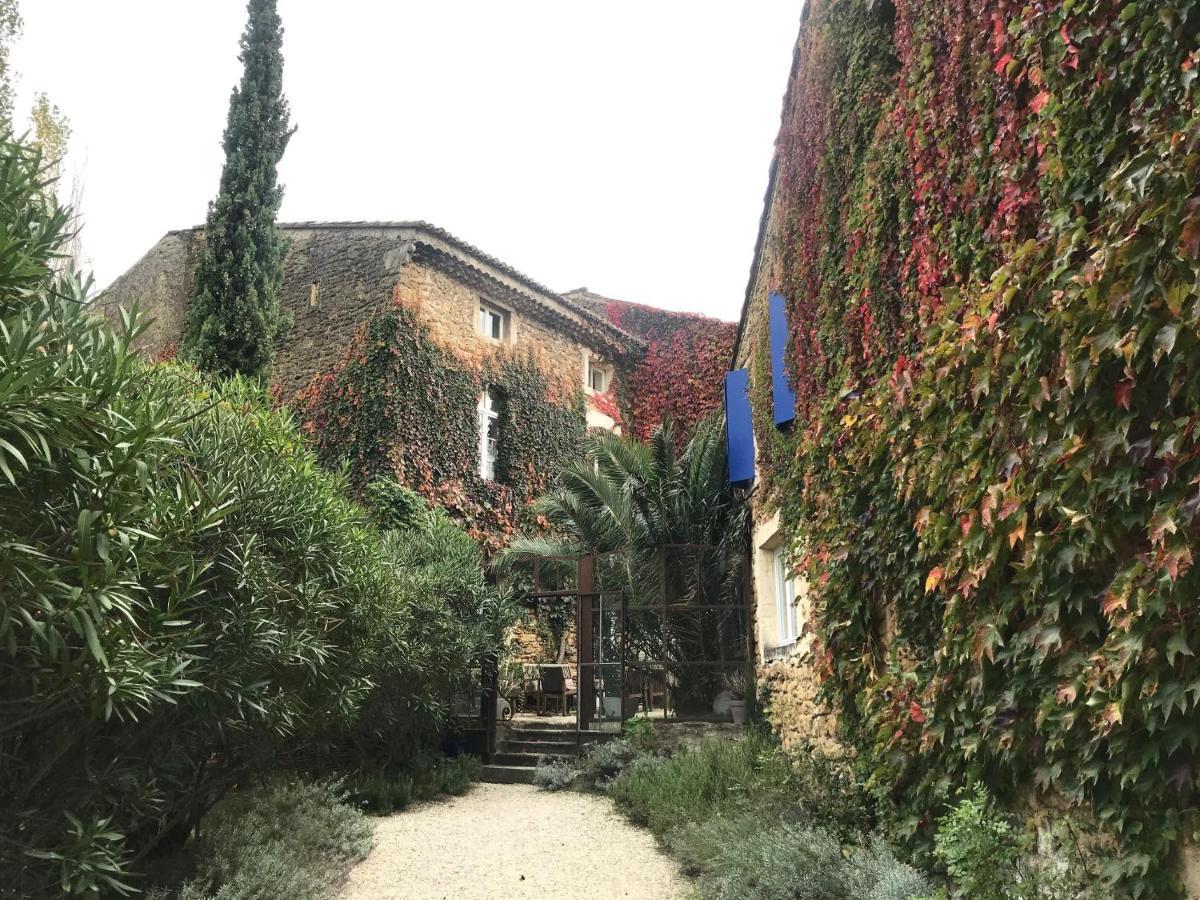 シュズ・ラ・ルッス Les Aiguieres En Provence Bed & Breakfast エクステリア 写真
