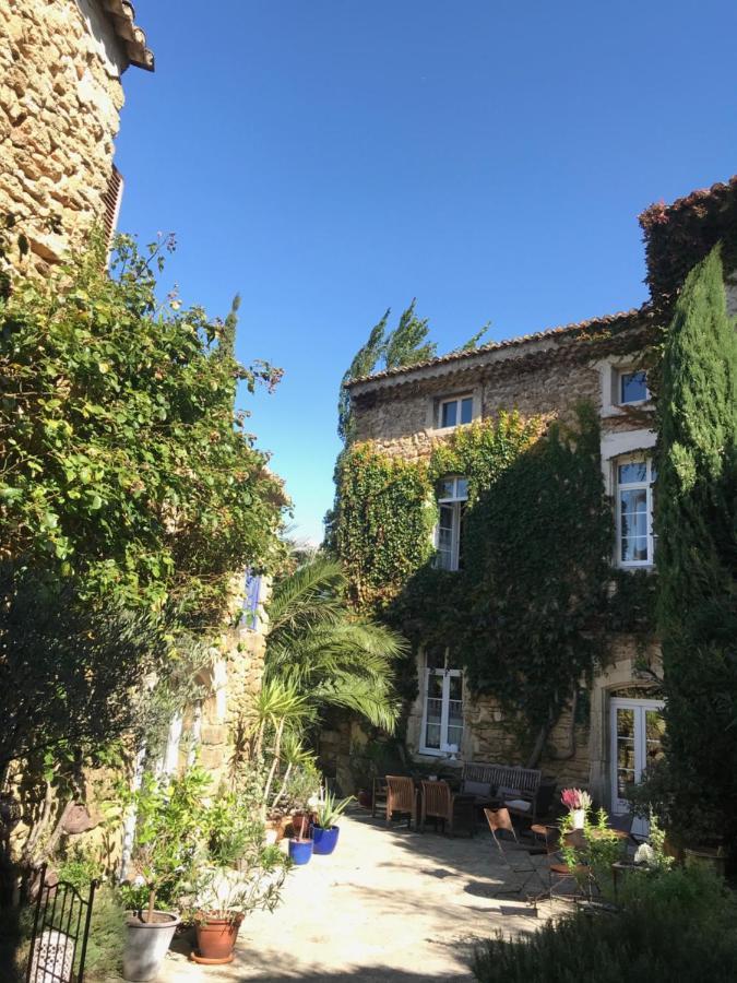 シュズ・ラ・ルッス Les Aiguieres En Provence Bed & Breakfast エクステリア 写真