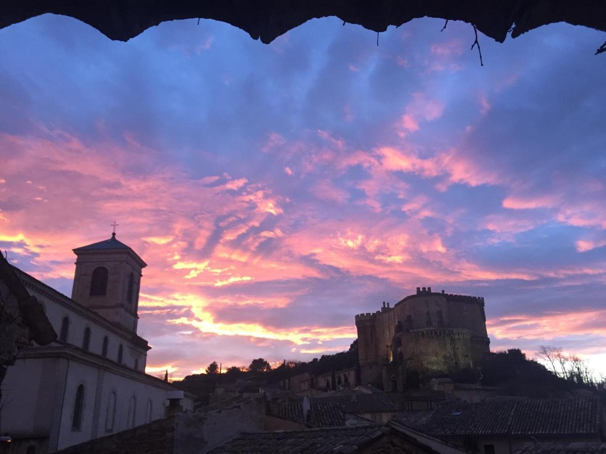 シュズ・ラ・ルッス Les Aiguieres En Provence Bed & Breakfast エクステリア 写真